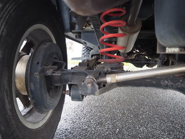 SUZUKI JIMNY 4WD 1996 Image 31