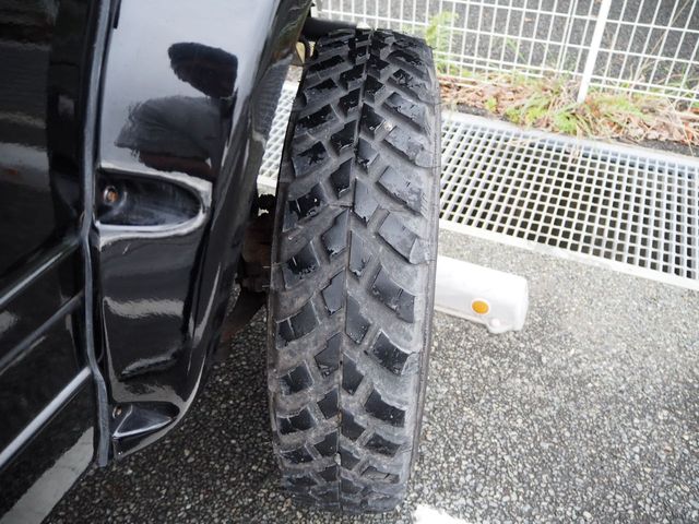 SUZUKI JIMNY 4WD 1996 Image 31