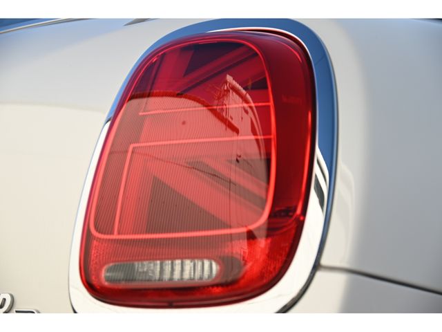 BMW MINI COOPER D 5DOOR 2023 Image 31