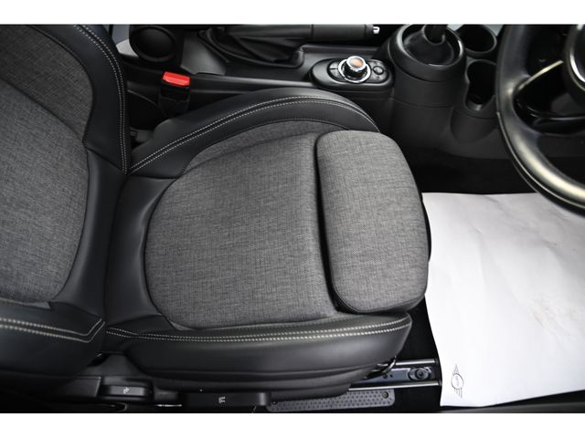 BMW MINI COOPER 5DOOR 2020 Image 31