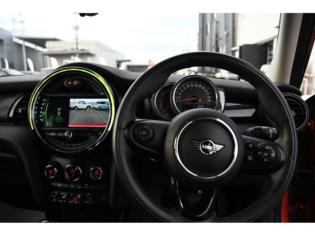 BMW MINI COOPER 5DOOR 2020 Image 31