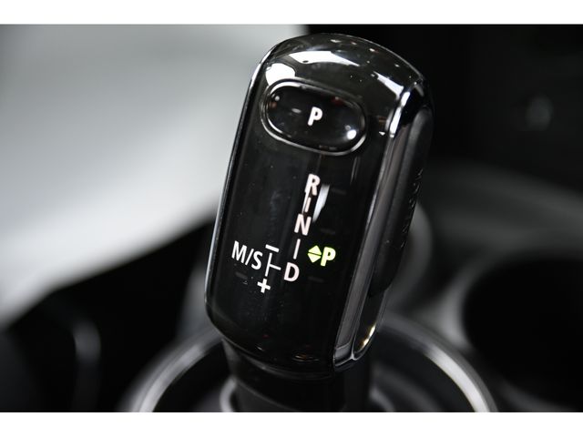 BMW MINI COOPER 5DOOR 2020 Image 31