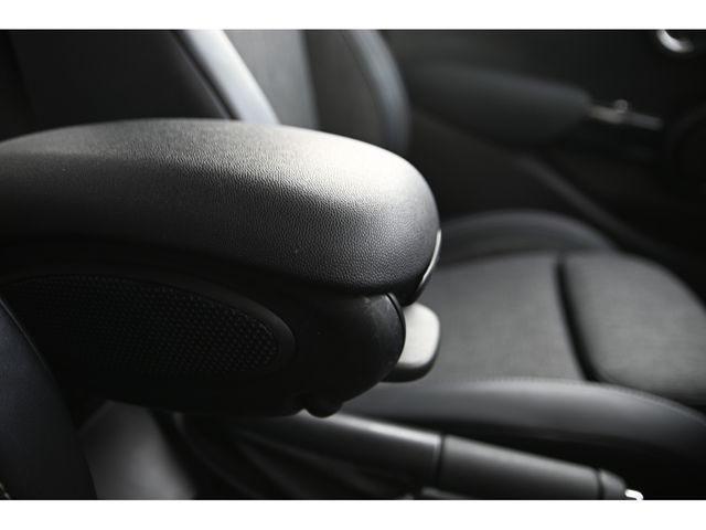 BMW MINI COOPER 5DOOR 2020 Image 31