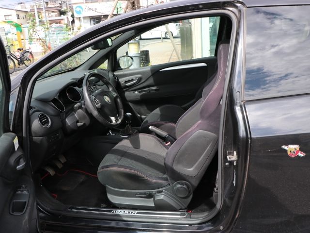 FIAT ABARTH PUNTO EVO 2013 Image 31