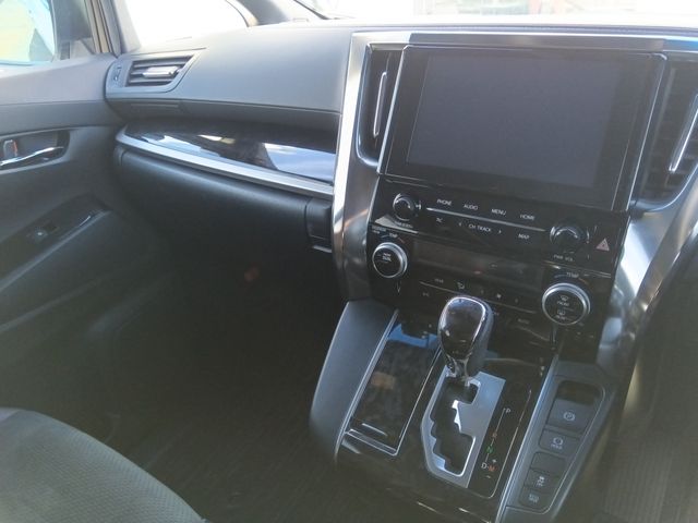TOYOTA ALPHARD 2020 Image 31