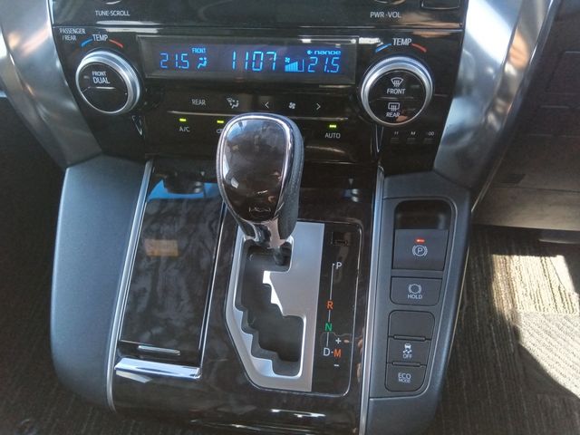 TOYOTA ALPHARD 2020 Image 31