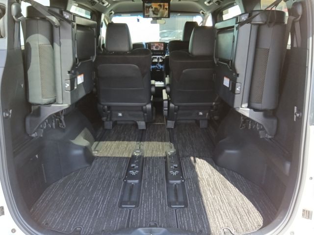 TOYOTA ALPHARD 2020 Image 31