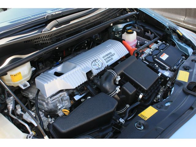 TOYOTA PRIUS 2012 Image 31