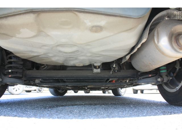 TOYOTA PRIUS 2012 Image 31