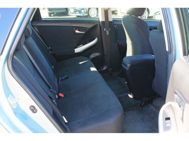 TOYOTA PRIUS 2012 Image 31