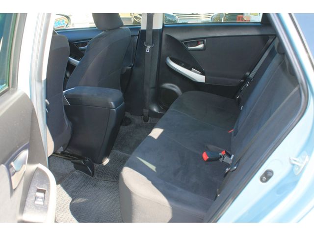 TOYOTA PRIUS 2012 Image 31