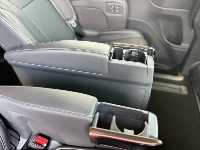 TOYOTA VELLFIRE  HYBRID 2024 Image 31