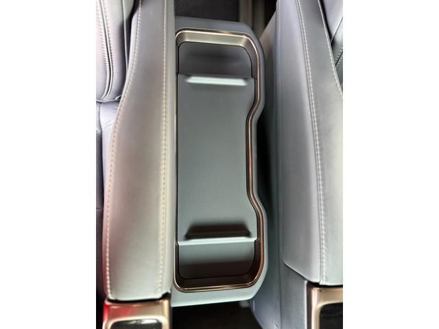 TOYOTA VELLFIRE  HYBRID 2024 Image 31