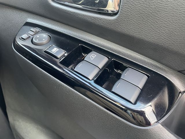 MITSUBISHI DELICA MINI 2025 Image 31