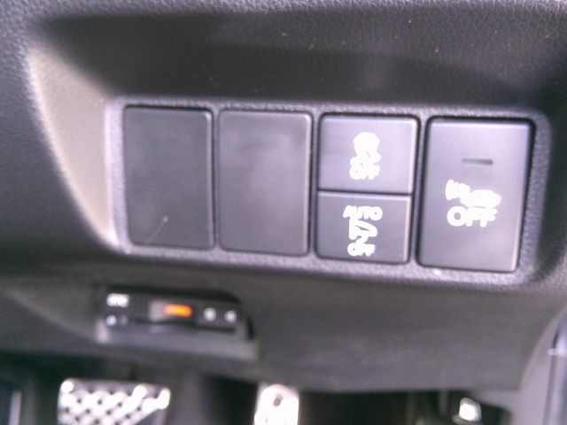 HONDA SHUTTLE HYBRID 2016 Image 31