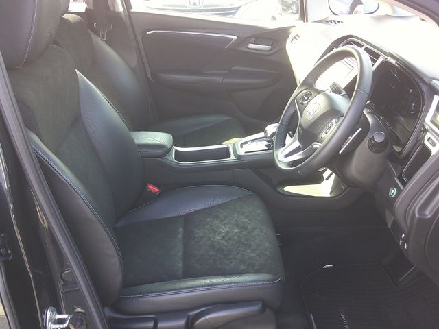 HONDA SHUTTLE HYBRID 2016 Image 31