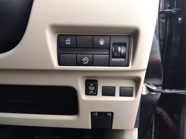 NISSAN ROOX 2020 Image 31