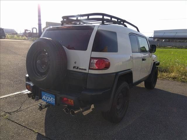 TOYOTA FJ CRUISER 4WD 2017 Image 31