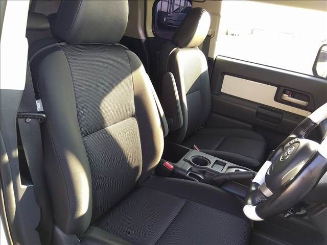 TOYOTA FJ CRUISER 4WD 2017 Image 31