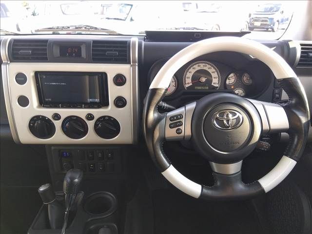 TOYOTA FJ CRUISER 4WD 2017 Image 31