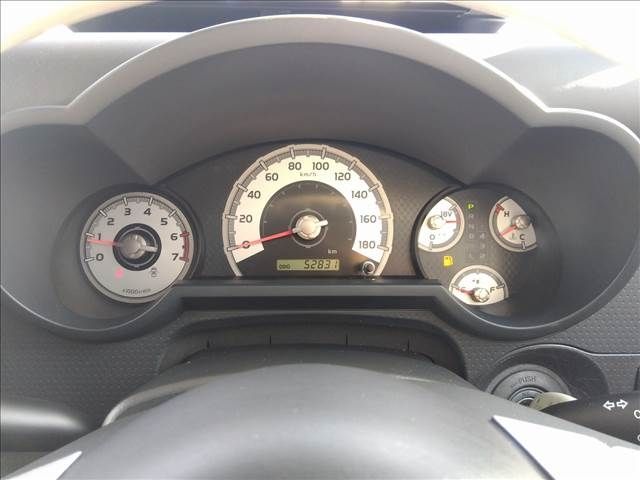 TOYOTA FJ CRUISER 4WD 2017 Image 31