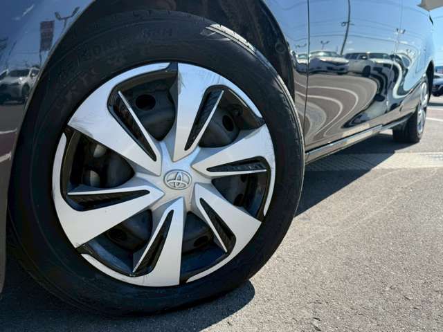 TOYOTA SIENTA HYBRID 2018 Image 31