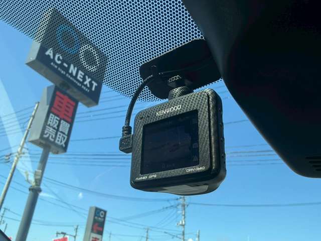 TOYOTA SIENTA HYBRID 2018 Image 31