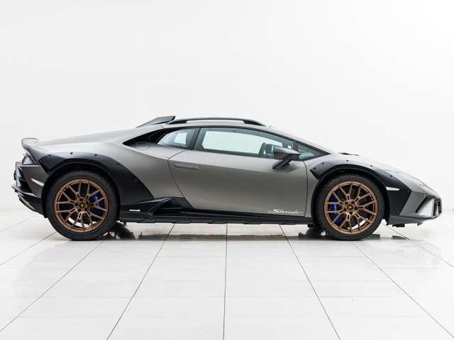 LAMBORGHINI HURACAN 2024 Image 31