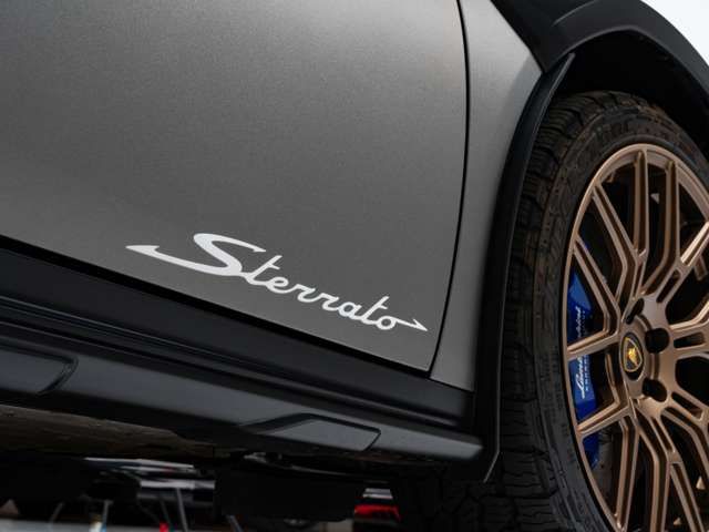 LAMBORGHINI HURACAN 2024 Image 31