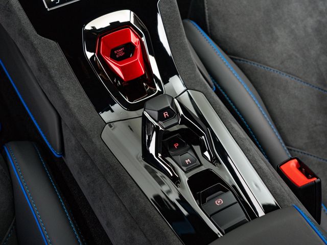 LAMBORGHINI HURACAN 2024 Image 31