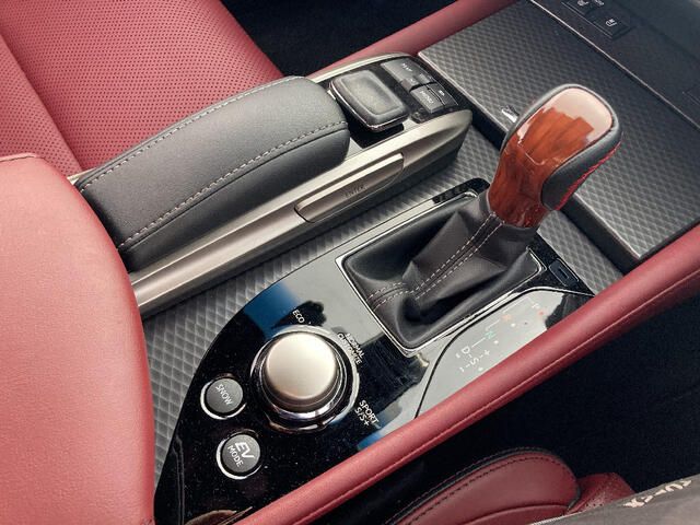 TOYOTA LEXUS GS300H 2016 Image 31