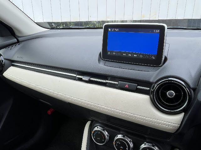 MAZDA DEMIO 2014 Image 31