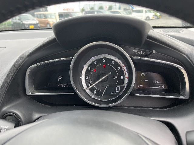 MAZDA DEMIO 2014 Image 31