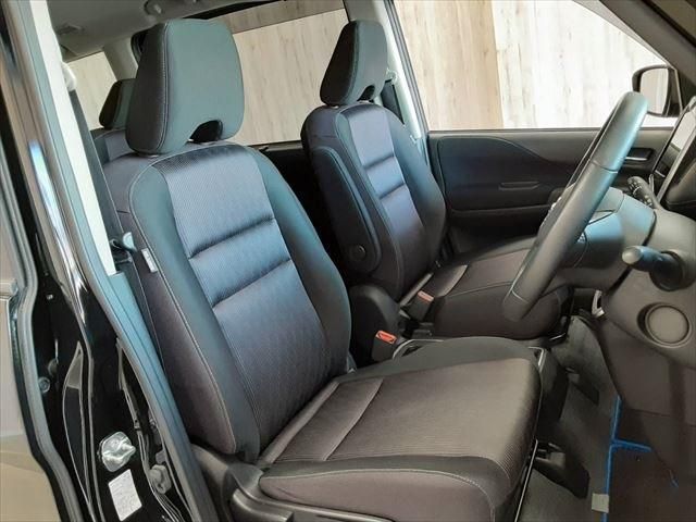 NISSAN SERENA  WG 2018 Image 31