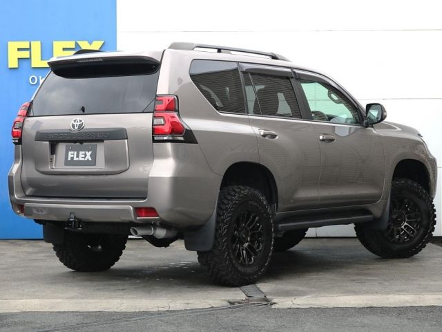 TOYOTA LANDCRUISER PRADO 2020 Image 31