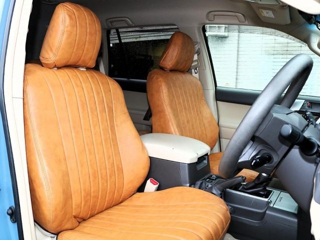 TOYOTA LANDCRUISER PRADO 2019 Image 31