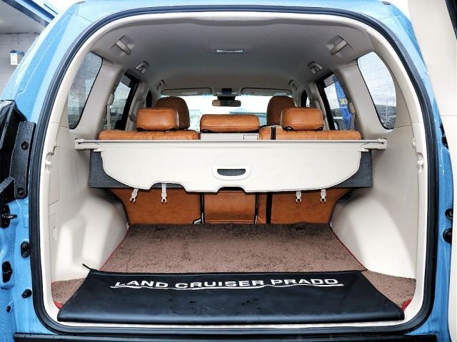 TOYOTA LANDCRUISER PRADO 2019 Image 31