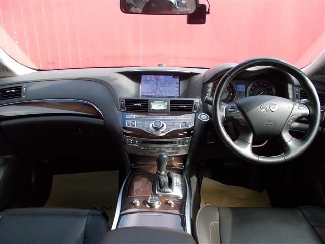 NISSAN FUGA 2016 Image 31