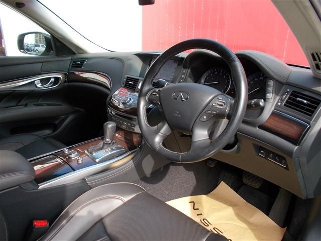 NISSAN FUGA 2016 Image 31