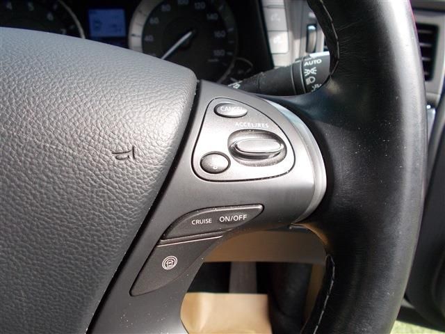 NISSAN FUGA 2016 Image 31