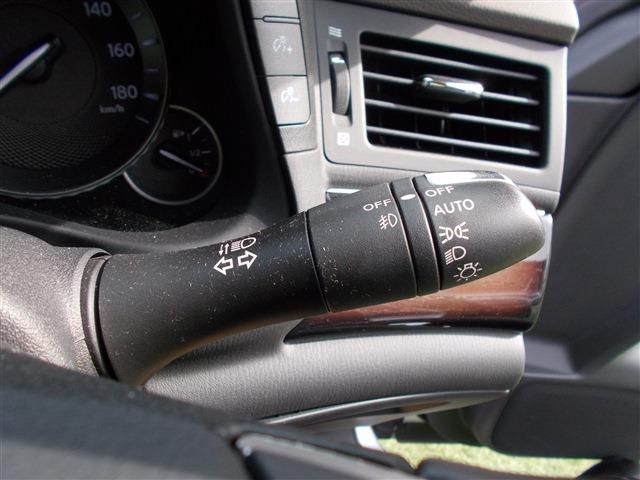 NISSAN FUGA 2016 Image 31