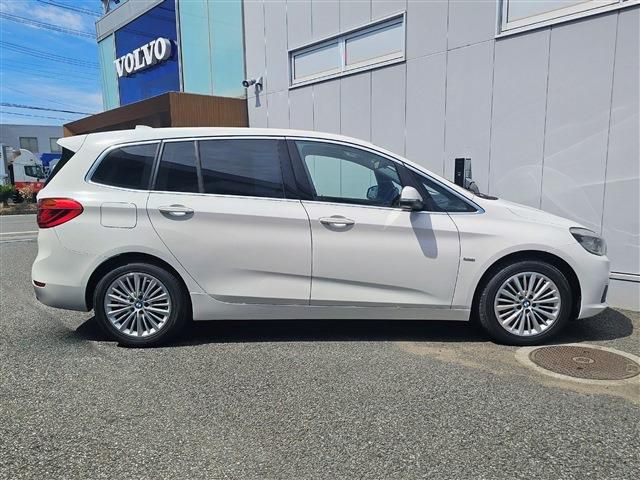 BMW 2SERIES GRAN TOU 2016 Image 31