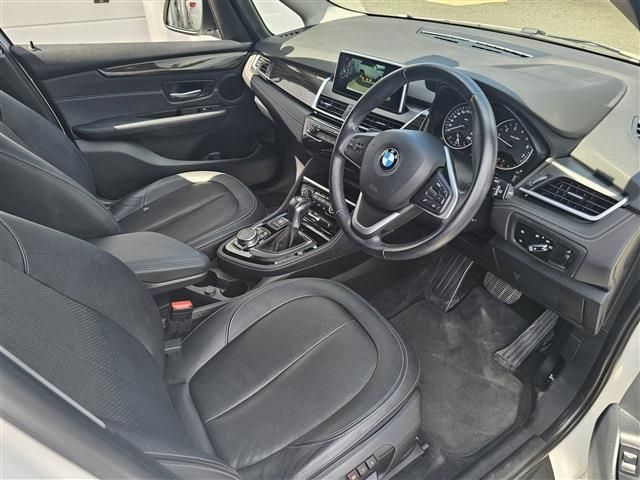 BMW 2SERIES GRAN TOU 2016 Image 31