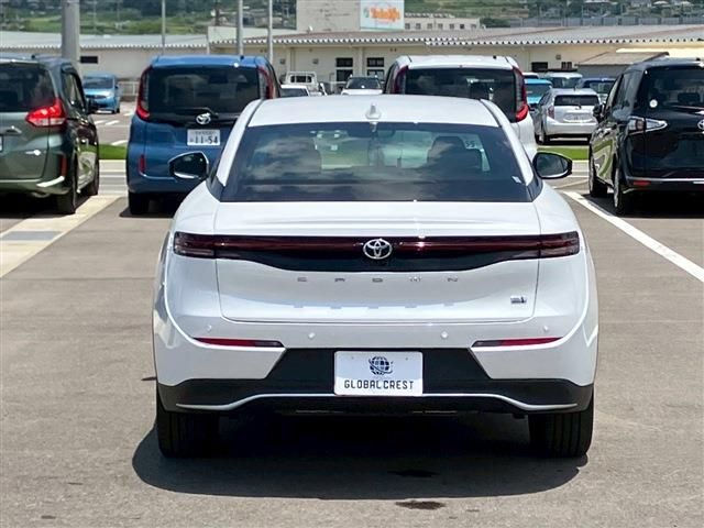 TOYOTA CROWN CROSSOVER 2022 Image 31