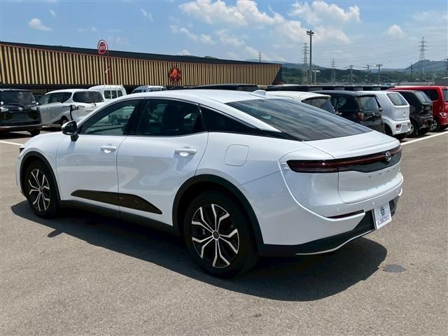 TOYOTA CROWN CROSSOVER 2022 Image 31