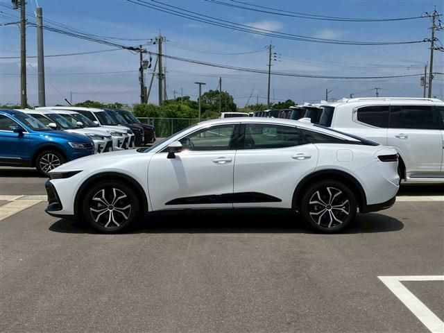 TOYOTA CROWN CROSSOVER 2022 Image 31