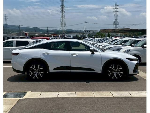 TOYOTA CROWN CROSSOVER 2022 Image 31