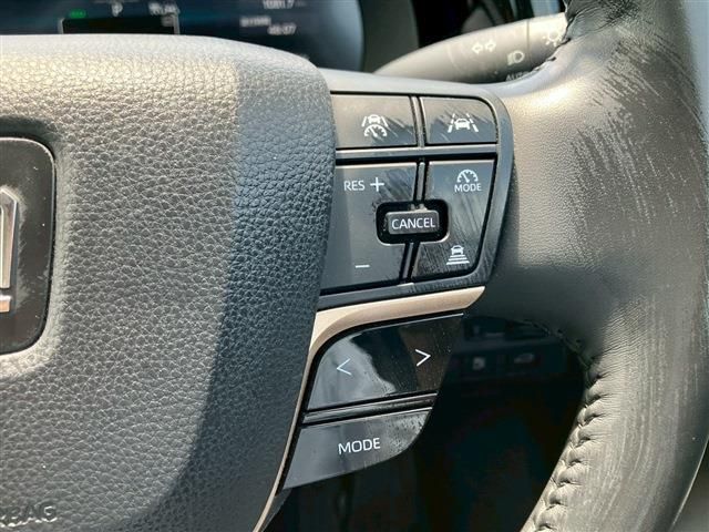 TOYOTA CROWN CROSSOVER 2022 Image 31