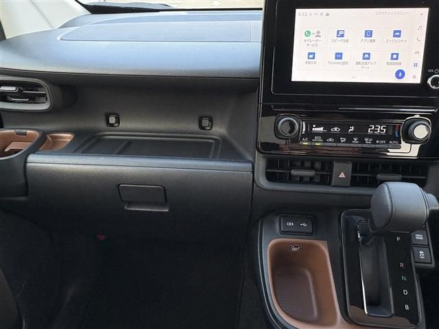 TOYOTA SIENTA HYBRID 2024 Image 31