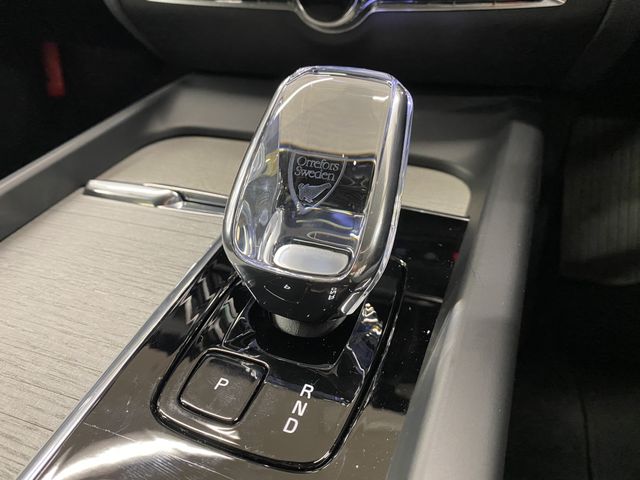 VOLVO V60 CROSS COUN 2024 Image 31